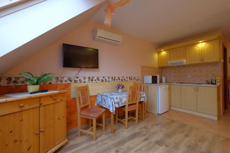 Rozmann Family Panzio & Apartmanhaz Sárvár 외부 사진
